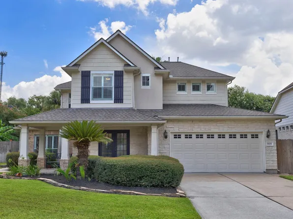 10211 Russet Field Ct, Houston, TX 77070
