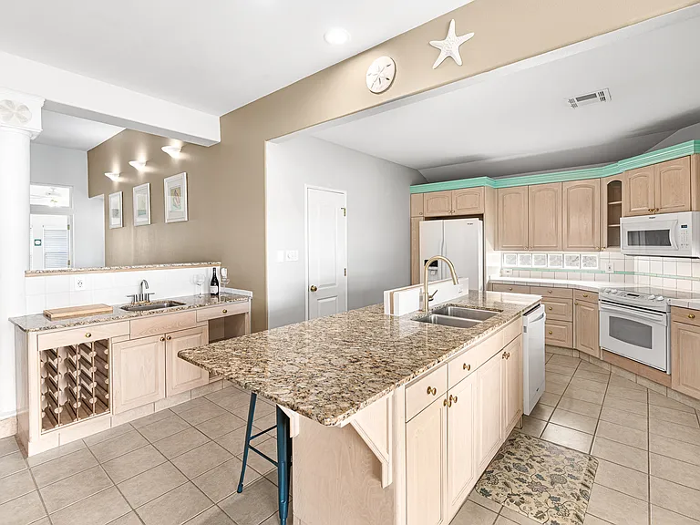 14029 Coquina Bay Ave — Photo 8