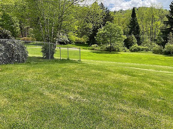 5th image of 131 Reese Hollow Rd