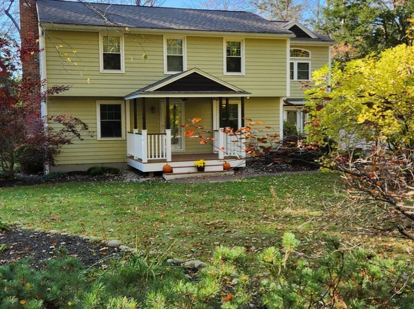 94 Parkwood Drive, Augusta, ME 04330