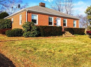 127 Cambria Ave, Newington, CT 06111