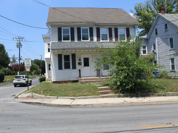 209 W Frederick St, Millersville, PA 17551