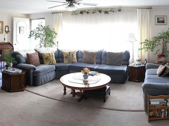3rd image of 2052 Gold St #216
