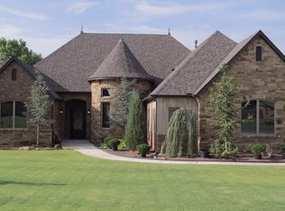 617 E Victoria Ter, Mustang, OK 73064