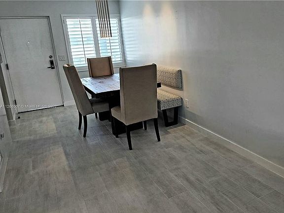 3rd image of 1610 Lenox Ave APT 516