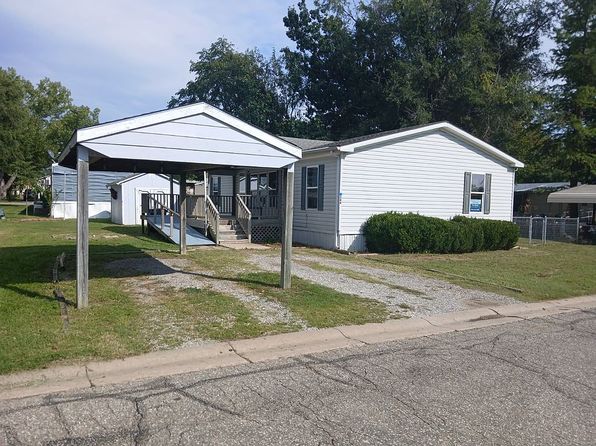 224 John Dr