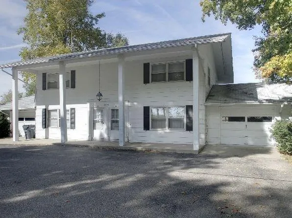 7056 W Kl Ave APT C, Kalamazoo, MI 49009