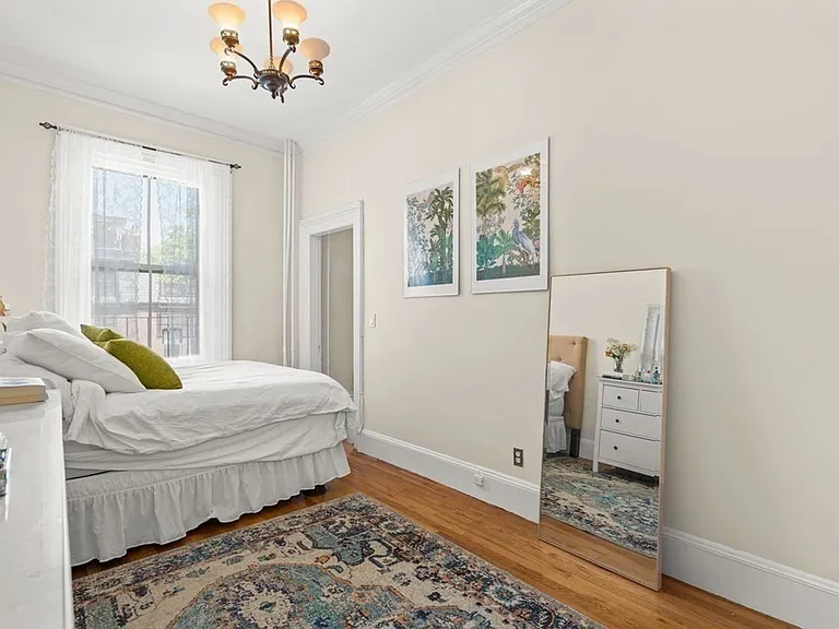 133 Marlborough St #8 — Photo 8
