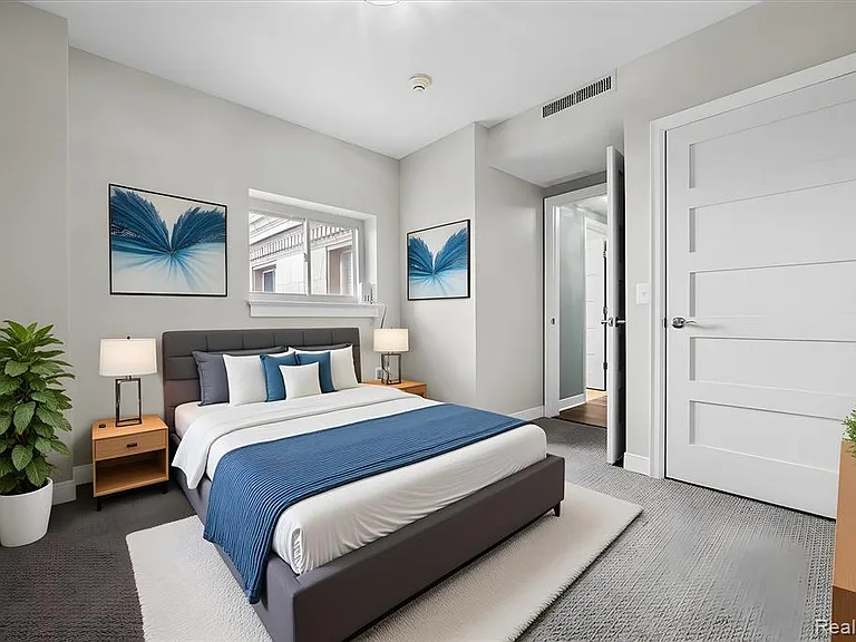 525 W Lafayette Blvd #C21 — Photo 12