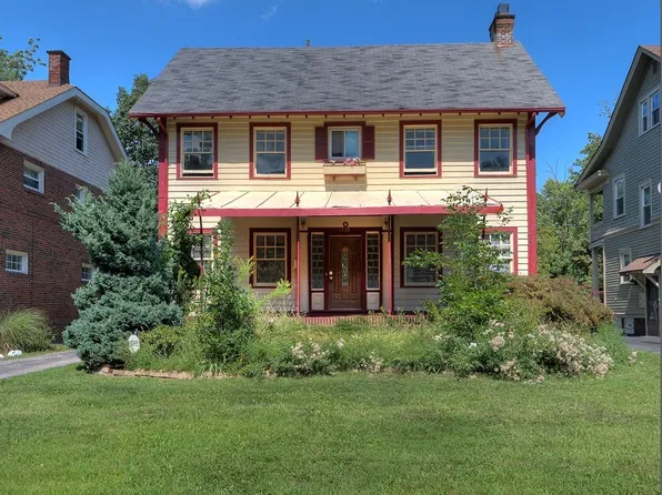 3335 Euclid Heights Blvd, Cleveland Heights, OH 44118