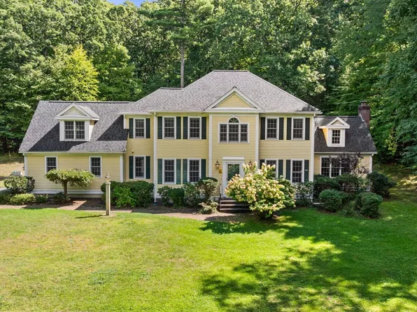 101 Schoolhouse Ln, Boxboro, MA 01719