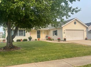 805 Cimmaron Way, Ottawa, IL 61350