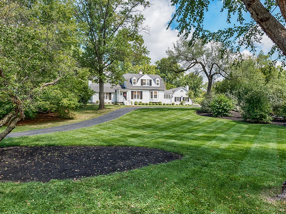 1st image of 3 Alden Ln