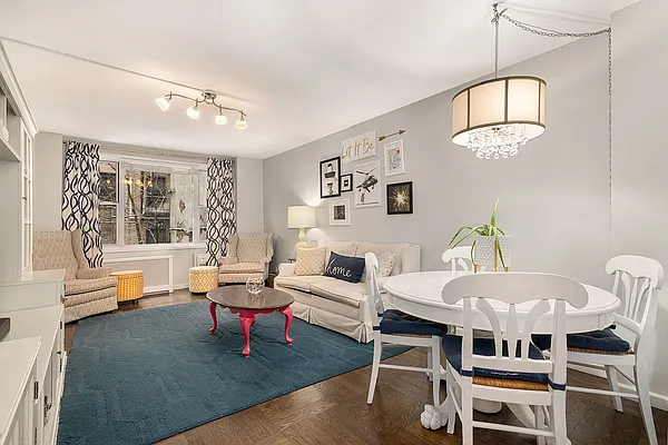 Sold by Compass | media 1