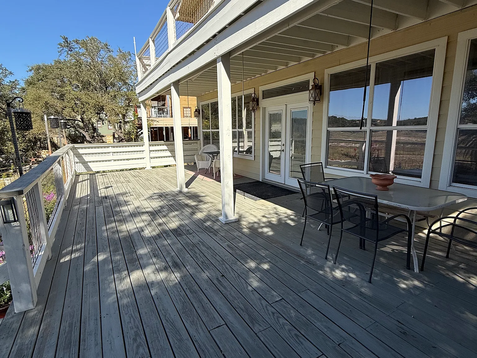 3 bed, 2.5 bath, 2944 sqft, $2,200 — Photo 3