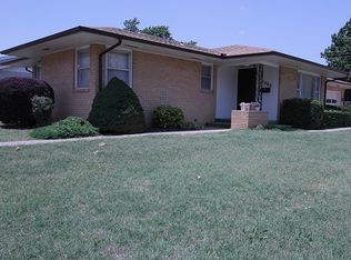1402 S Johnson St, Enid, OK 73703