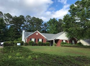 3580 Lochmill Dr, Loganville, GA 30052