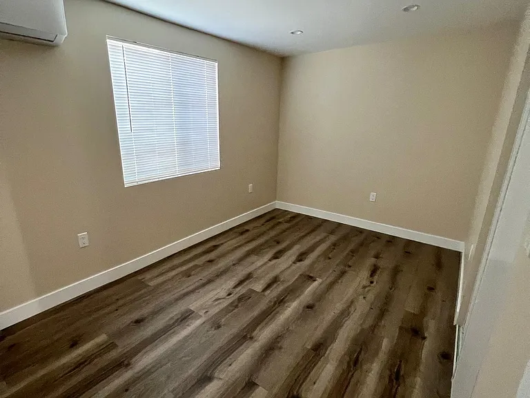 2229 S Catalina St — Photo 6