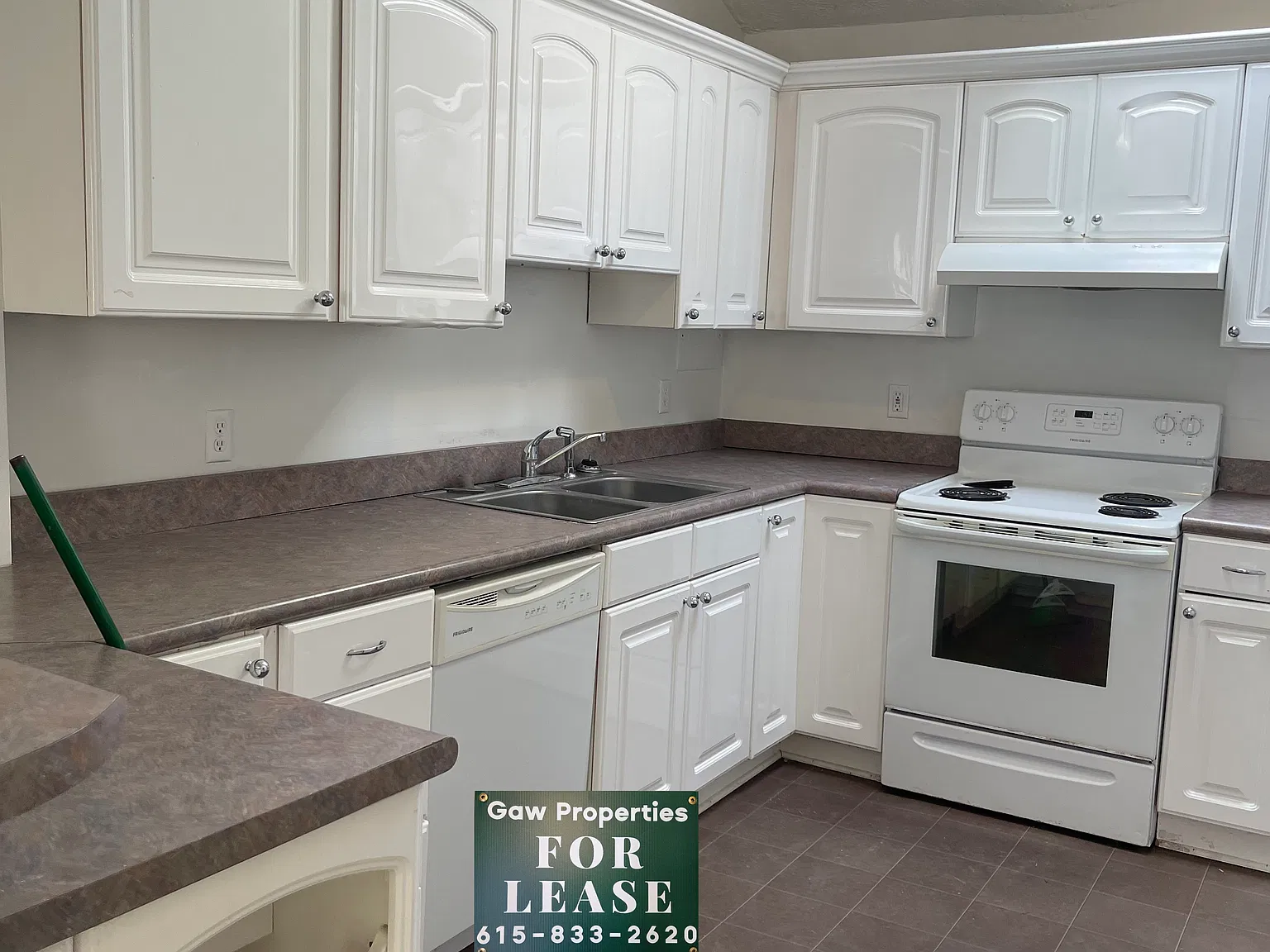 1 bed, 700 sqft, $1,099 — Photo 4