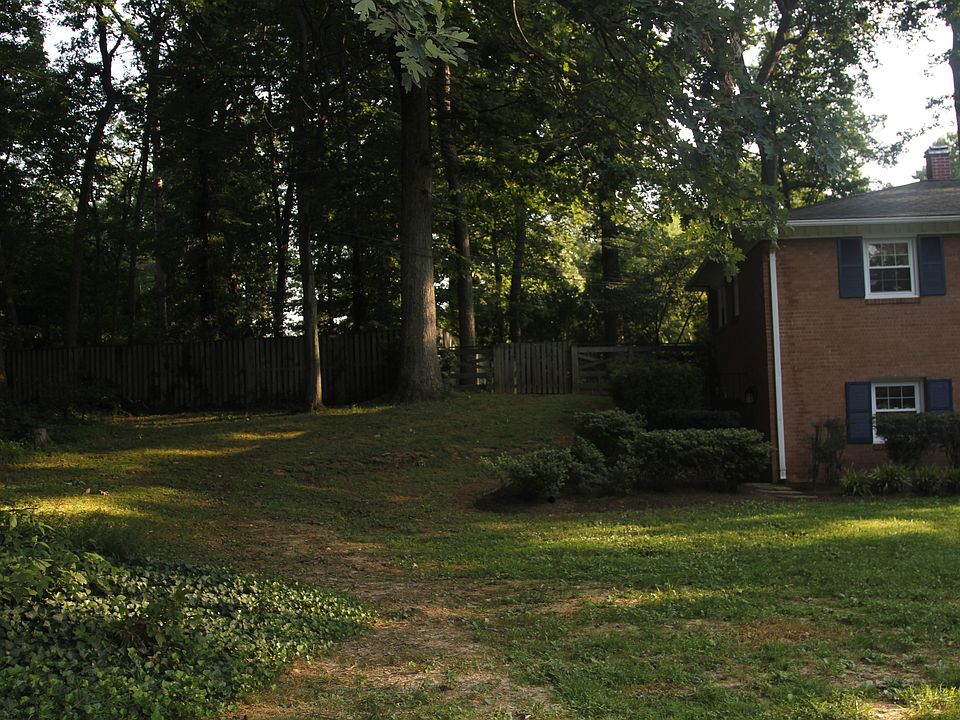 1st image of 8612 Forest St