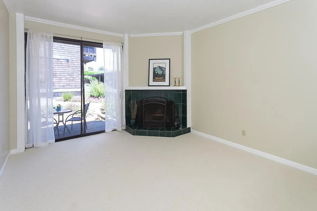 1 bed, 756 sqft, $3,200 — Photo 2