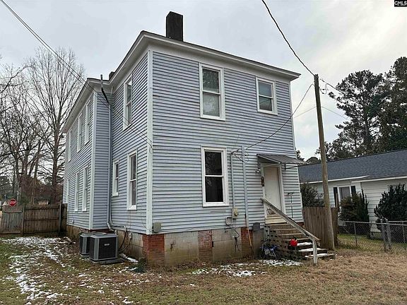 4th image of 1907 Harrington St