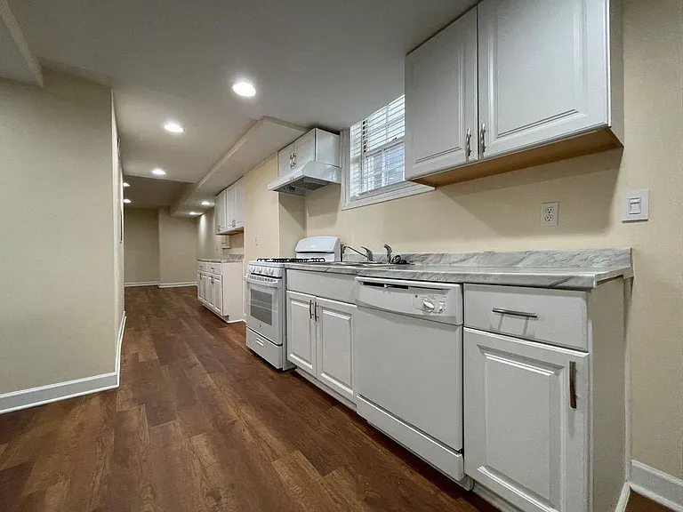 2106 Pawnee Dr SE — Photo 13