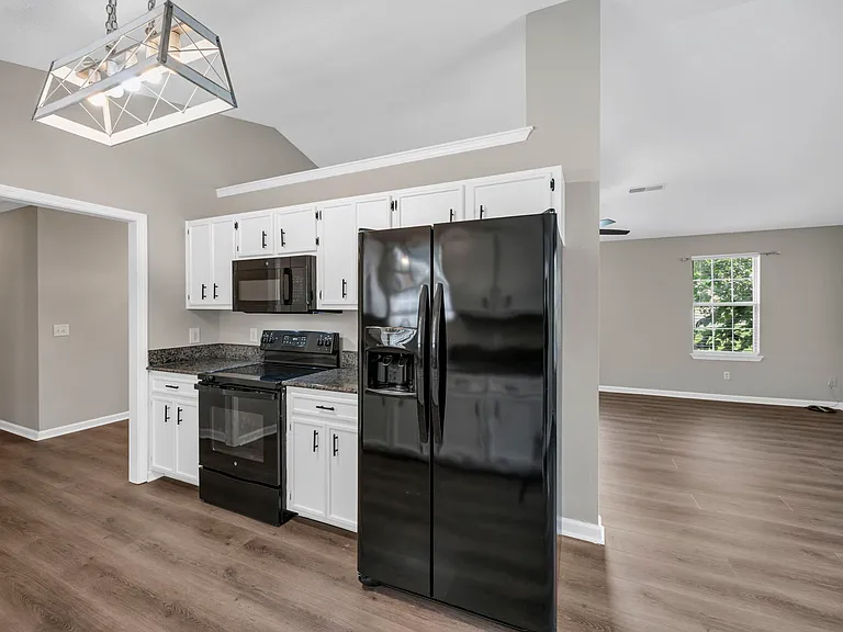 103 Walnut Grove Cir — Photo 30