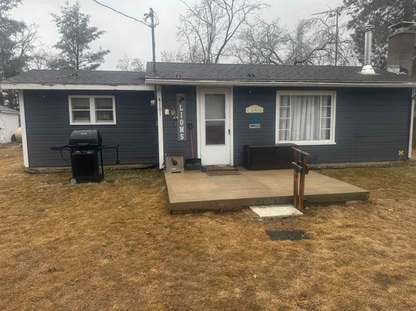 4101 Gayla Dr, Harrison, MI 48625