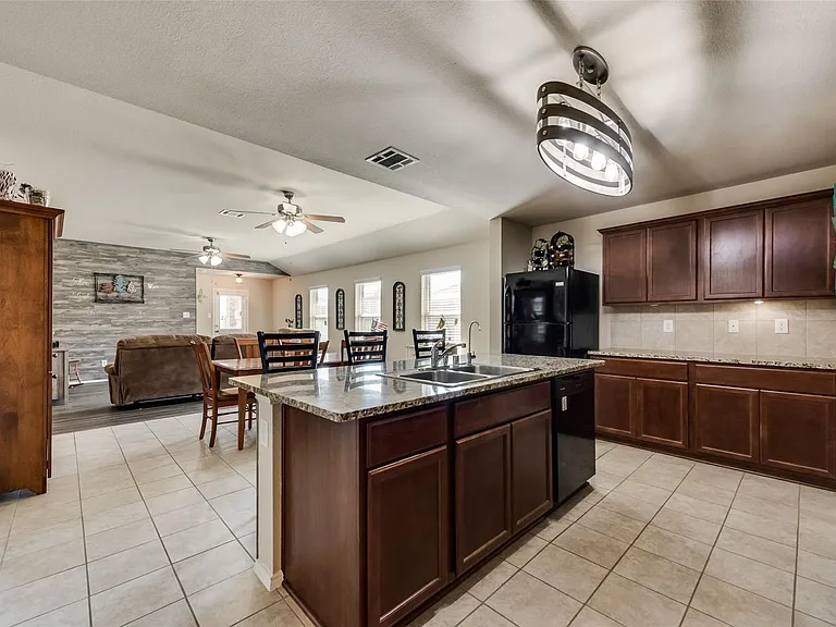2806 Balleywood Dr — Photo 9