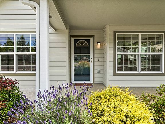 2nd image of 1406 Stillwaters Avenue
