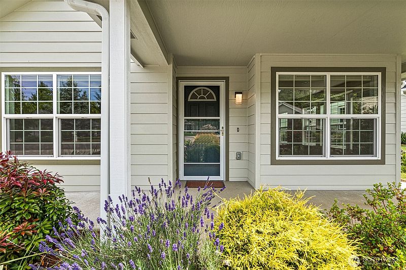 2nd image of 1406 Stillwaters Avenue