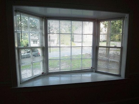 5th image of 110 S Rotary Ave
