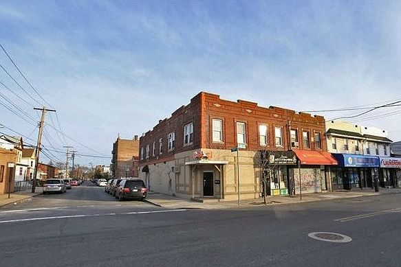 2nd image of 14320 45th Ave