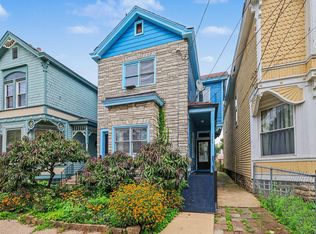 1720 Greenup St, Covington, KY 41011