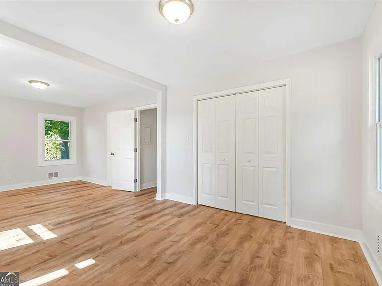 2905 Gresham Rd SE — Photo 22
