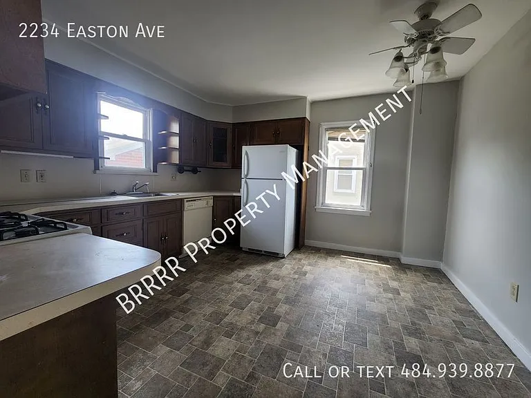 2234 Easton Ave — Photo 10