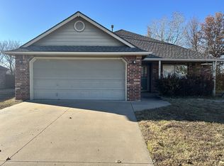 11812 N 107th East Ave, Collinsville, OK 74021