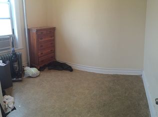 2541 23rd St, Astoria, NY 11102