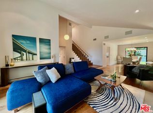 6435 Innsdale Dr, Los Angeles, CA 90068