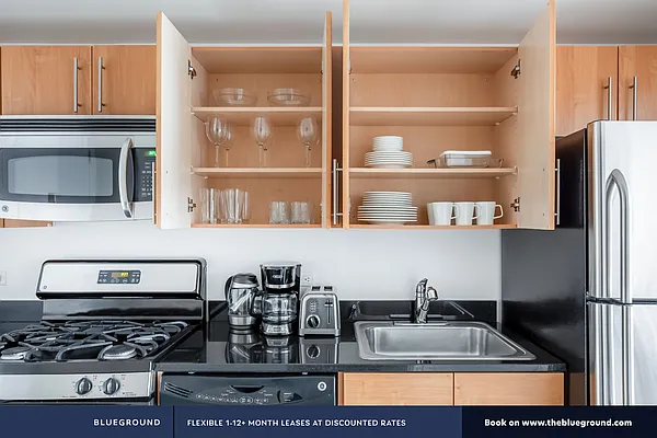 Rented by The Blueground | media 309