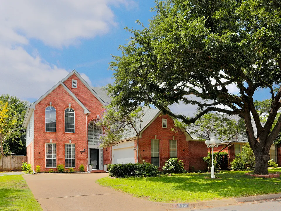 Hunter Place Ln