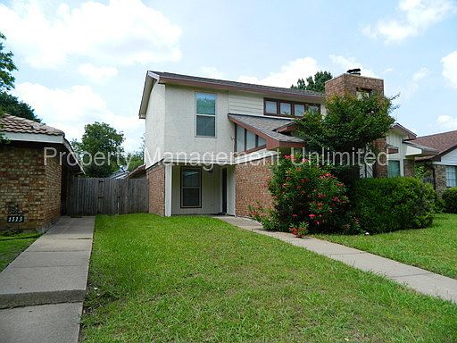 1st image of 1115 Hemlock Dr