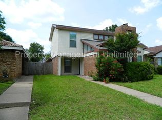 1115 Hemlock Dr, Desoto, TX 75115