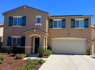 1736 Chute Dr, Hemet, CA 92545