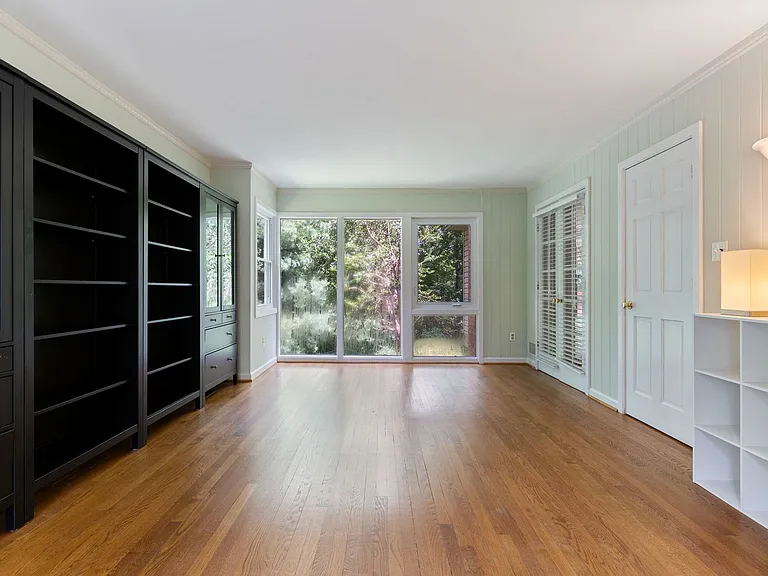 2206 N Taft St — Photo 16