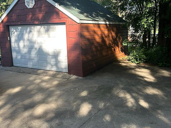 4th image of 11929 N Shore Dr