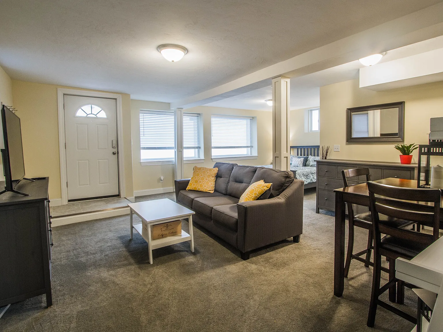 1 bed, 585 sqft, $1,500 — Photo 4