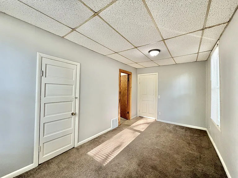 330 Lincoln St #2 — Photo 9
