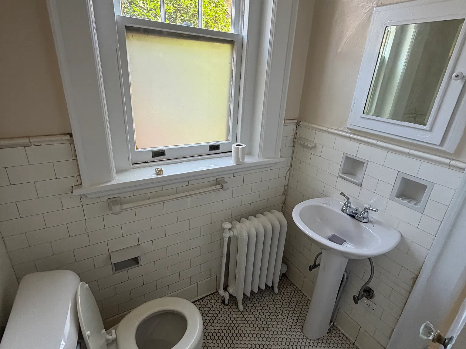 2 bed, 805 sqft, $1,750 — Photo 3